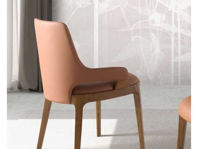 Chaise design tapissée en cuir synthétique marron - ZANTE