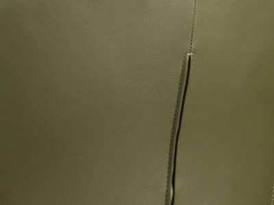 Silla giratoria tapizada en polipiel con base en acero inoxidable - ACCUMOLI