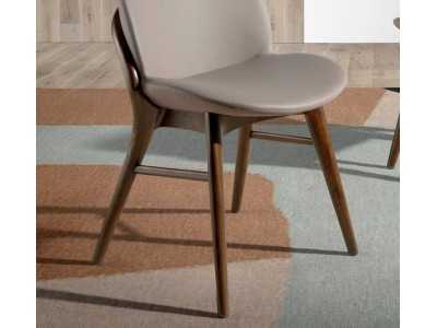 Silla de diseño redondeado y estructura de madera maciza - ALEXIA