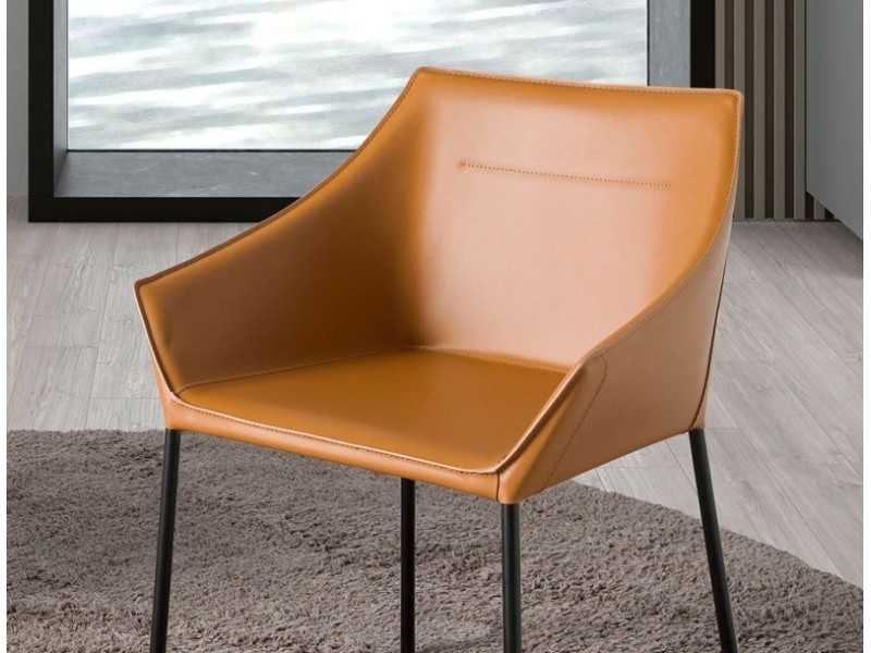 Silla de diseño con patas en acero inoxidable lacado negro - AMOS