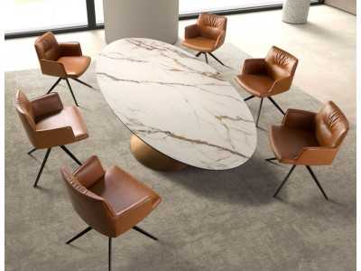 Chaise pivotante tapissé en simili cuir avec base en acier inoxydable noir mat - AQUILA