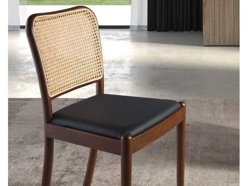 Chaise en bois massif avec dossier en rotin - HIDRA