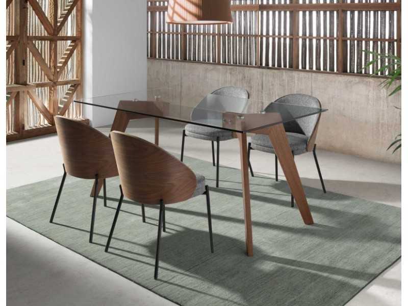 Silla de diseño chapada en nogal y base en acero inox negro - TALLIN