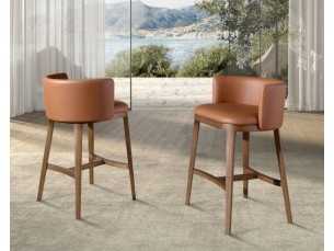 Tabouret design tapissé avec base en bois massif - ZARA