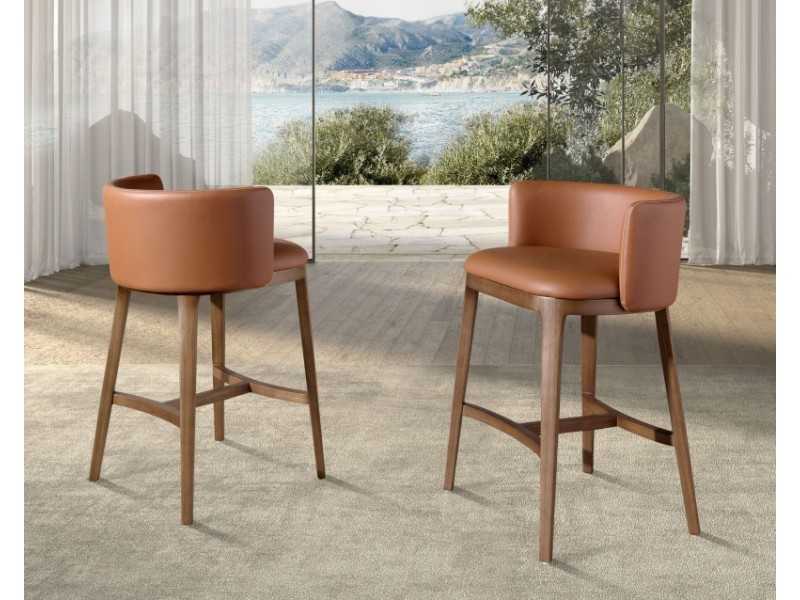 Taburete de diseño tapizado con estructura base de madera maciza - ZARA