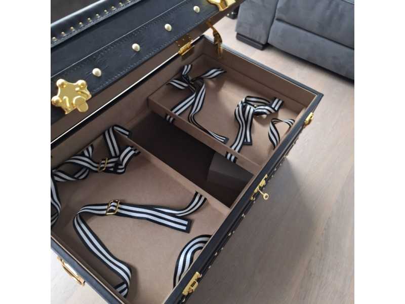 Baúl tapizado en piel genuina - ENVA