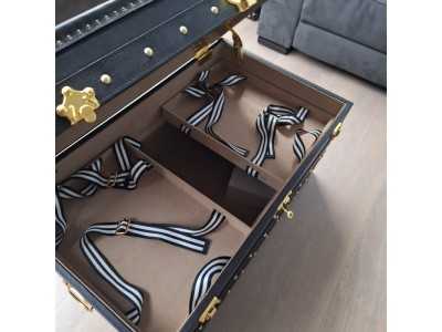 Trunk upholstered in genuine leather - ENVA