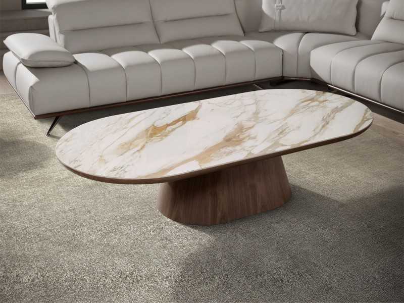 Mesa de centro chapada en nogal con tapa ovalada de mármol porcelánico - AAL