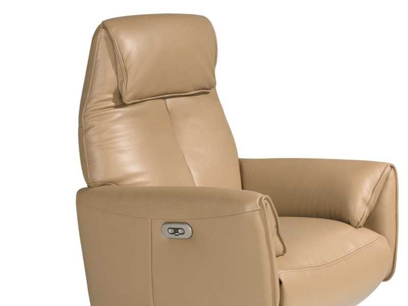 Sillón giratorio con doble mecanismo relax tapizado en piel genuina - PIETRO ARENA