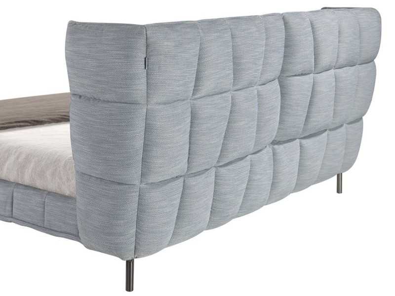 Cama completa de diseño moderno tapizada en tela con patas de acero inox - DINA