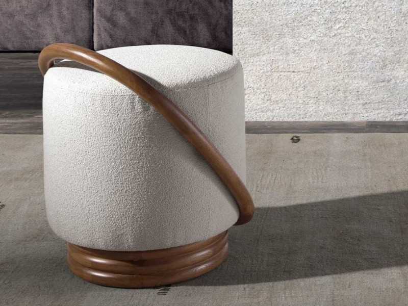 Pouf design moderne avec base en bois et tapissé - ALFA