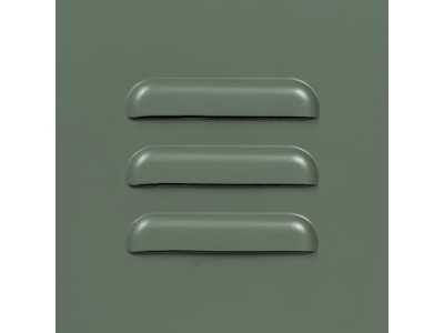 Vitrina de metal con puertas y cristal - RETRO Vitrina de metal con puertas y cristal - RETRO