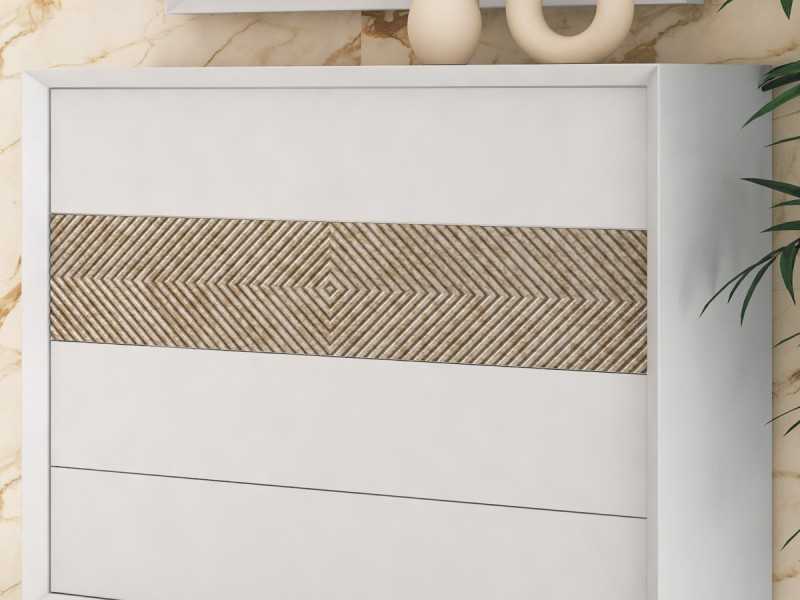 Lacquered chest of drawers with 4 drawers and detail on the front of one drawer - ALIZÉE