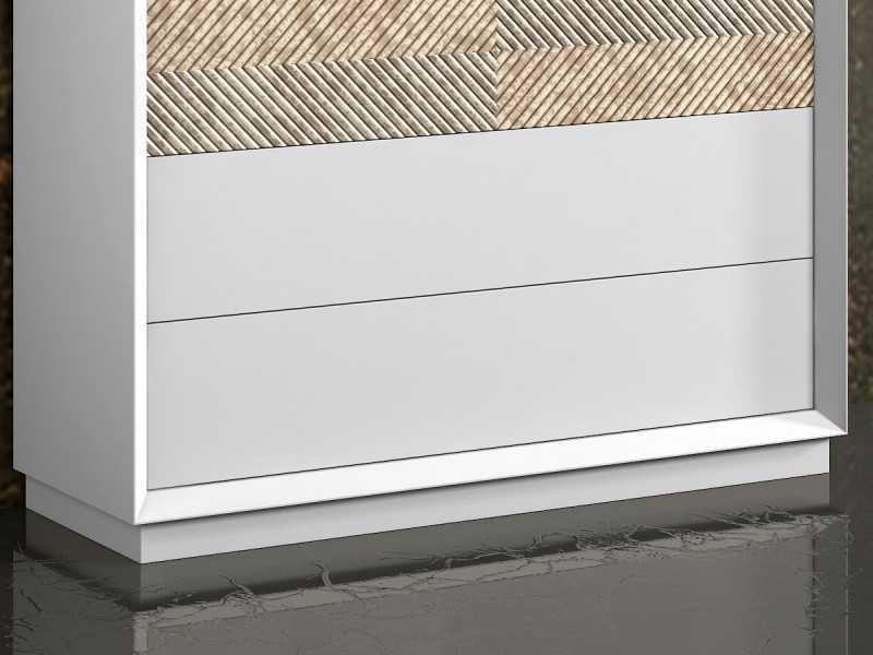 Lacquered chest of drawers with 4 drawers and detail on the front of one drawer - ALIZÉE