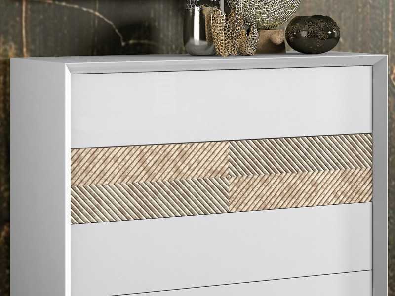Lacquered chest of drawers with 4 drawers and detail on the front of one drawer - ALIZÉE