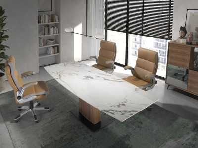 Mesa extensible con tapa porcelánico y columna base de nogal - SANNA