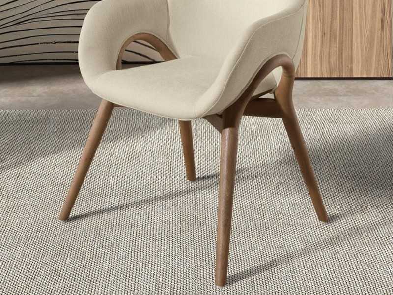 Chaise design en tissu avec structure en bois massif - ABBA