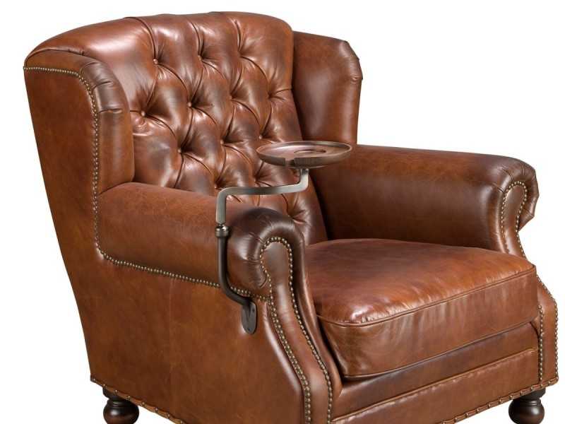 Fauteuil Chesterfield classique, tapissé de cuir véritable et monté sur roulettes - ARIKA