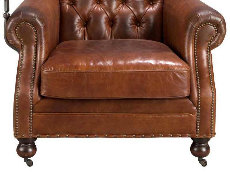 Fauteuil Chesterfield classique, tapissé de cuir véritable et monté sur roulettes - ARIKA