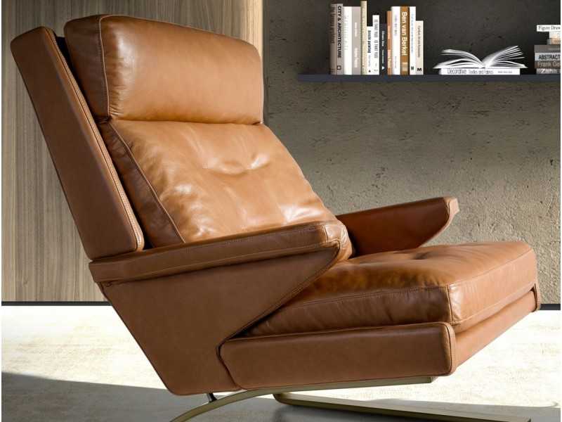 Fauteuil tapissé de cuir véritable avec un piètement en acier inoxydable - NORVAN