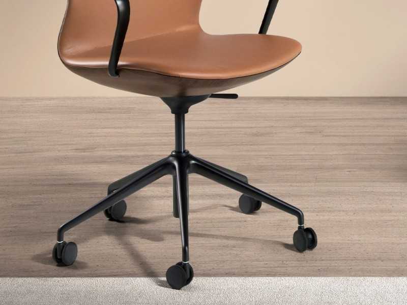 Silla giratoria de diseño - ALVIA