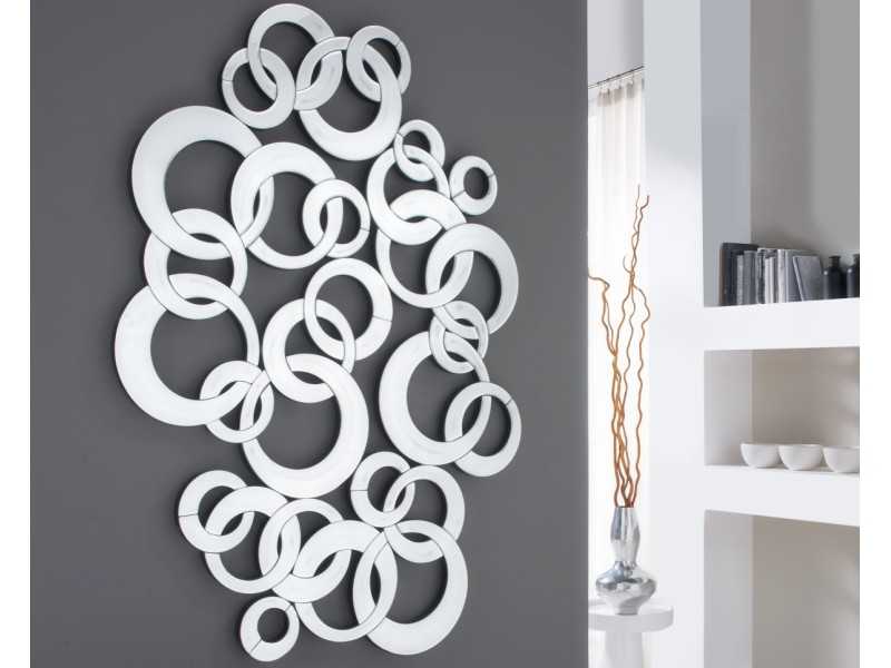 Decorative mirror with a modern design - CERCEAUX