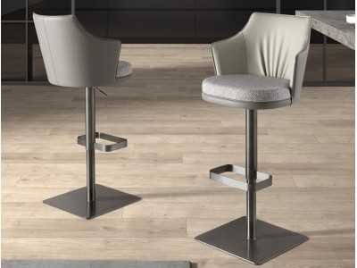 Modern design swivel stool - METZ