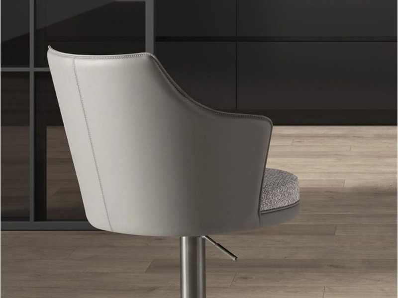 Modern design swivel stool - METZ
