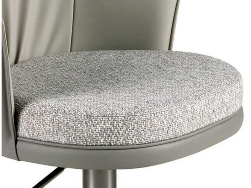 Modern design swivel stool - METZ